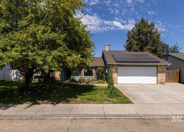 Property at 11900 W Ramrod Dr, Boise, ID 83713, 3 beds, 2 baths