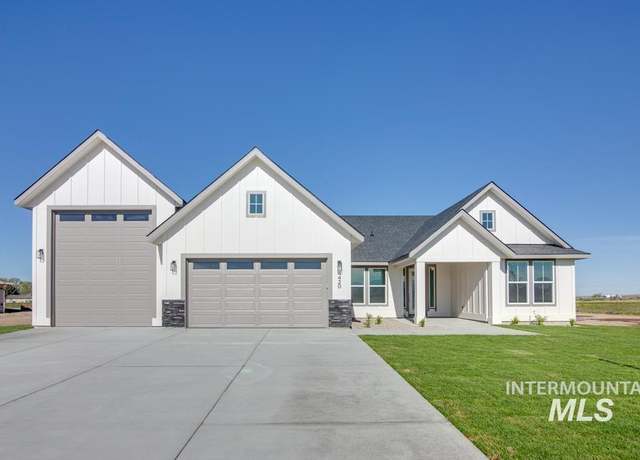 Property at 5540 SE Greenwood Ln, Mountain Home, ID 83647, 3 beds, 2 baths