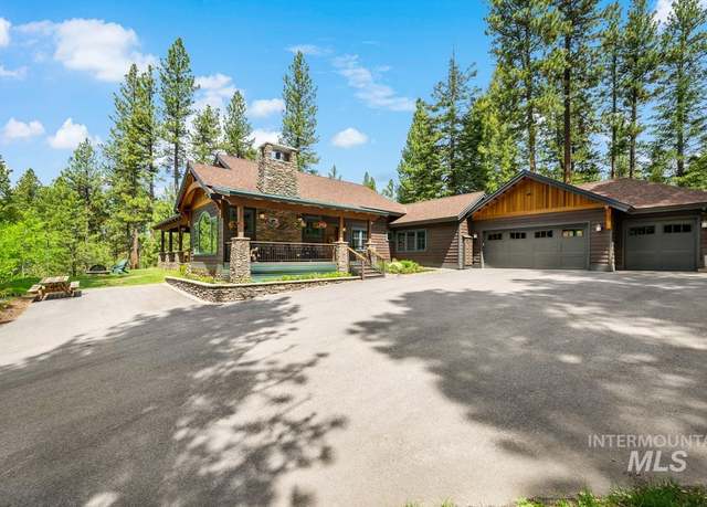 Property at 1460 Crown Point Pkwy, Cascade, ID 83611, 3 beds, 2 baths