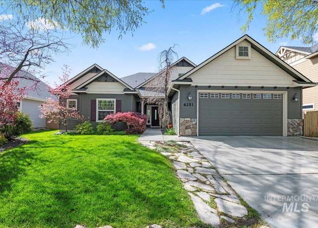 Property at 6251 W Geneva St, Boise, ID 83703, 3 beds, 2 baths