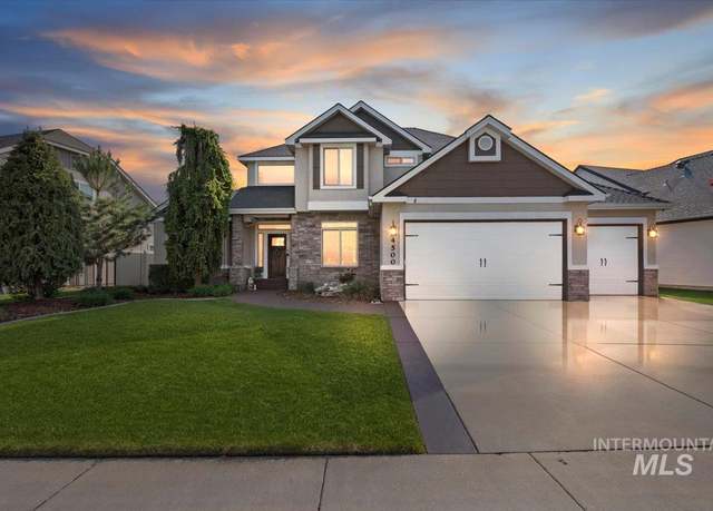Property at 4500 N Stampede Way, Meridian, ID 83646, 4 beds, 2.5 baths