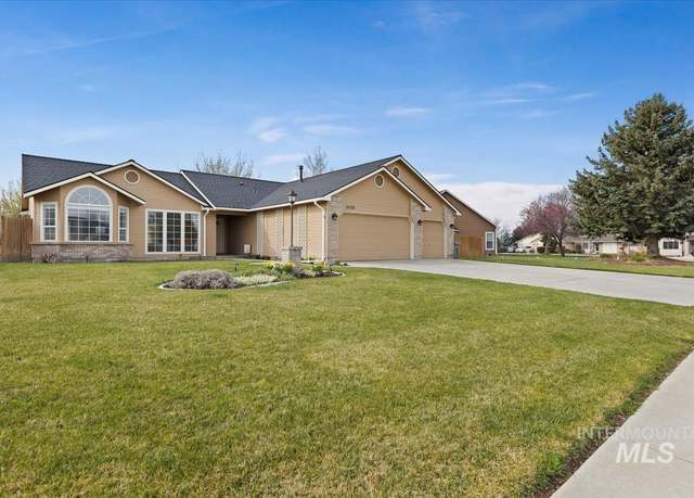 Property at 15179 Horseshoe Dr, Caldwell, ID 83607, 4 beds, 2 baths