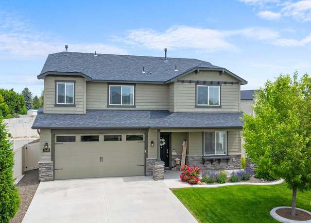 Property at 9648 W Moonlight Dr, Boise, ID 83709, 4 beds, 2.5 baths