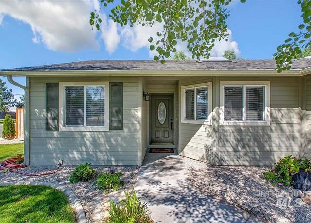Property at 2402 E Tiger Lily Dr, Boise, ID 83716, 4 beds, 2.5 baths