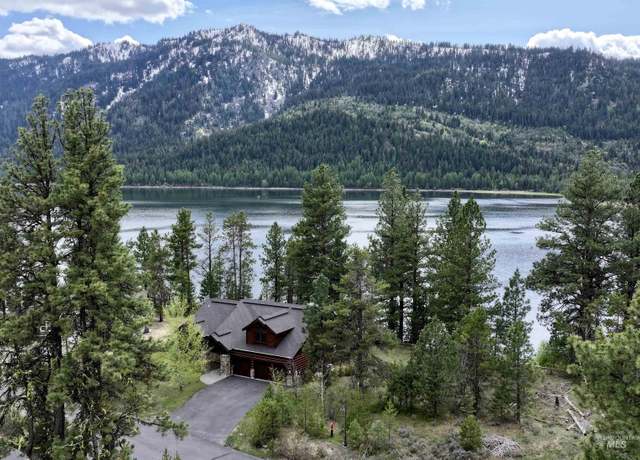 Property at 20 Shore Crest Ct, Donnelly, ID 83615, 4 beds, 3 baths