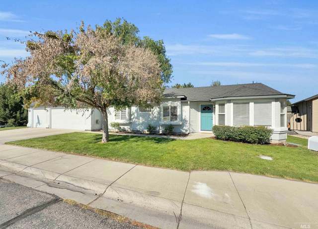 Property at 4680 N Crimson Pl, Boise, ID 83703, 3 beds, 2 baths
