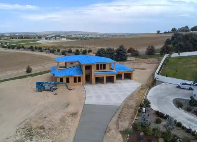 Property at 8258 Golden Hills Rd, Nampa, ID 83686, 4 beds, 3.5 baths