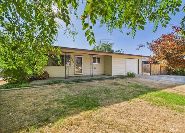 Property at 202 Sunny Ln, Emmett, ID 83617, 3 beds, 1 bath