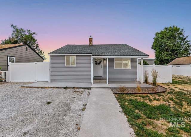 Property at 372 Madrin St, Twin Falls, ID 83301, 2 beds, 1 bath