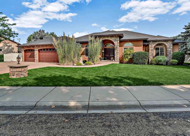 Property at 3300 W Grand Rapids Dr, Meridian, ID 83646, 4 beds, 3 baths