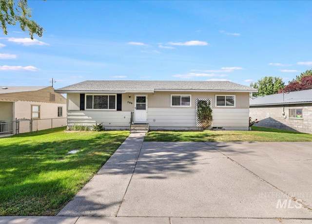 Property at 706 10th Ave, Jerome, ID 83338, 3 beds, 1 bath