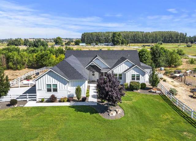 Property at 22003 Bent Ln, Star, ID 83669, 5 beds, 3 baths
