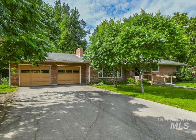 Property at 335 W Sherman Ave, Nampa, ID 83686, 4 beds, 2 baths
