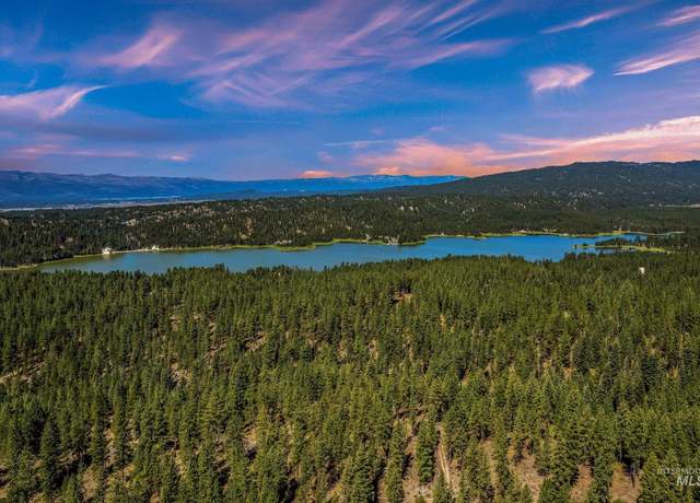 Property at 150 Pointes Rd, Cascade, ID 83611