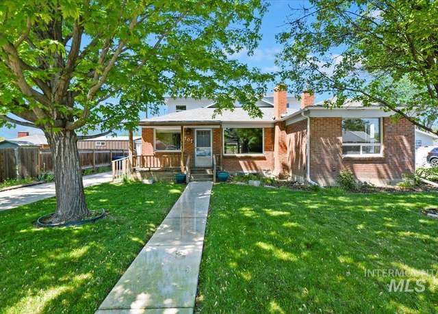 Property at 707 S Scott St, Boise, ID 83705, 3 beds, 3 baths