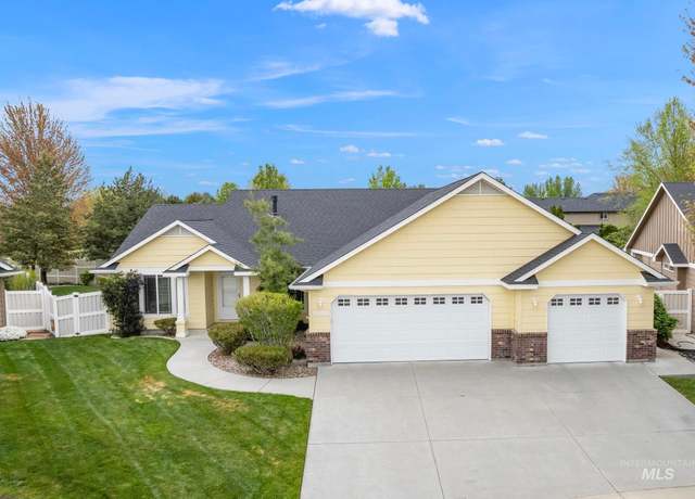Property at 9950 W Blackpool Dr, Star, ID 83669, 3 beds, 2 baths