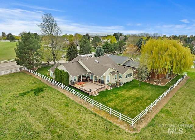 Property at 1760 W Verneal, Meridian, ID 83642, 4 beds, 2.5 baths