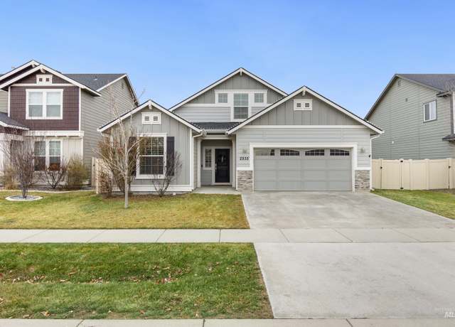 Property at 2935 NW 8th Ave, Meridian, ID 83646, 3 beds, 2 baths