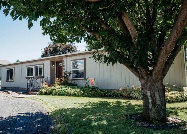 Property at 1832 Grelle Ave, Lewiston, ID 83501, 4 beds, 2 baths