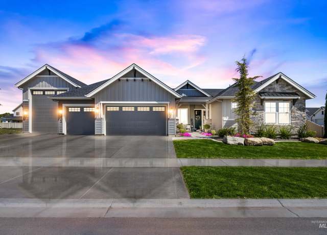 Property at 5402 N Ebony Way, Meridian, ID 83646, 3 beds, 3 baths
