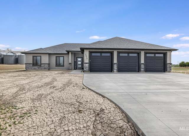 Property at 3675 E 3711 N, Kimberly, ID 83341, 4 beds, 3 baths