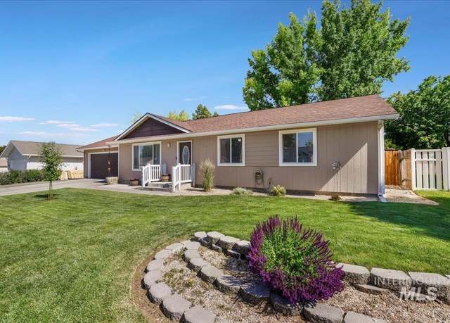 Property at 206 Diamond Dr, Kimberly, ID 83341, 3 beds, 2 baths