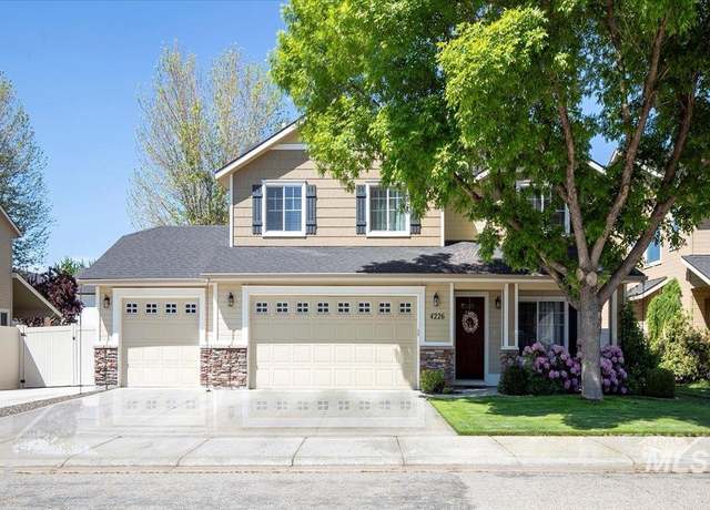 Property at 4226 E Tahiti St, Meridian, ID 83646, 4 beds, 2 baths