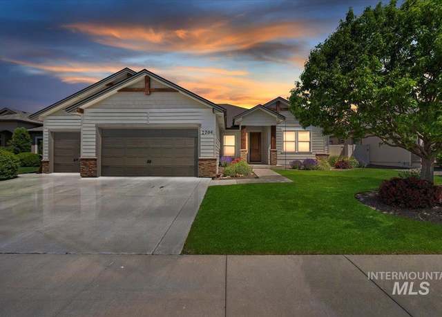Property at 2706 E Rochester Ct, Meridian, ID 83646, 3 beds, 3 baths