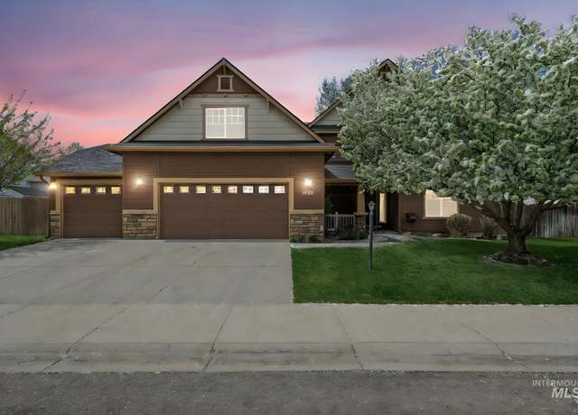 Property at 1089 N Lambert Way, Meridian, ID 83642, 5 beds, 2.5 baths