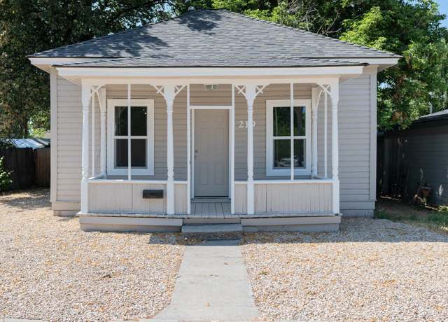 Property at 219 14th Ave N, Nampa, ID 83687, 2 beds, 1 bath
