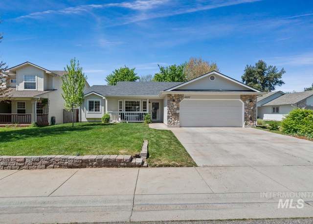 Property at 4227 N Waterford, Boise, ID 83703, 3 beds, 2 baths