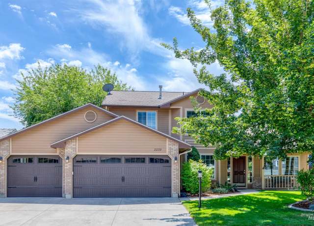 Property at 2239 E Chateau Dr, Meridian, ID 83646-7305, 4 beds, 3 baths