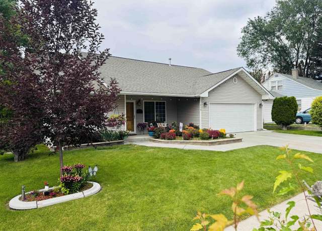 Property at 216 E Avenue B, Jerome, ID 83338, 4 beds, 2 baths