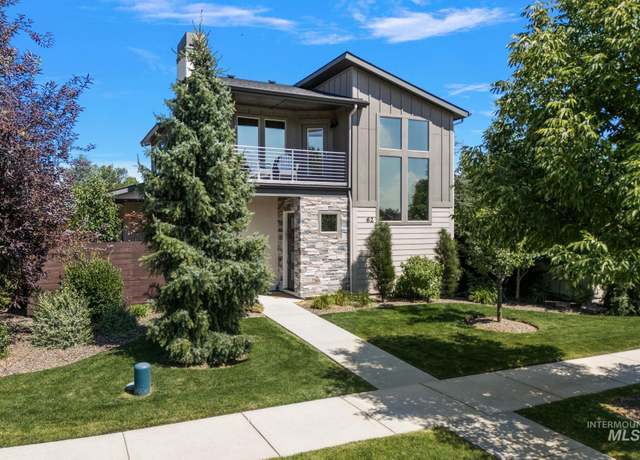 Property at 62 S Stephenson St, Eagle, ID 83616, 3 beds, 2.5 baths