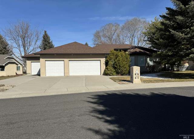 Property at 1368 Stoneybrook Cir, Twin Falls, ID 83301, 6 beds, 3.5 baths