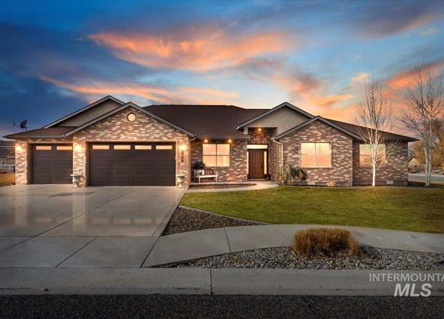 Property at 1709 N Mckinley St, Jerome, ID 83338-5075, 4 beds, 2 baths