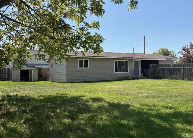 Property at 630 Preston #d, Lewiston, ID 83501, 2 beds, 1 bath