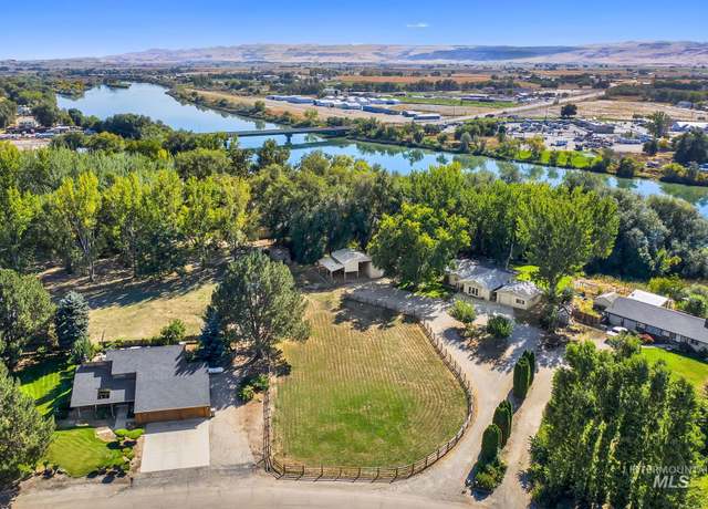 Property at 26669 Morris Pl, Wilder, ID 83676, 3 beds, 2 baths