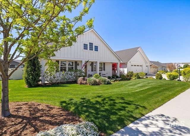 Property at 8209 Swiftwater Dr, Nampa, ID 83686, 4 beds, 3 baths