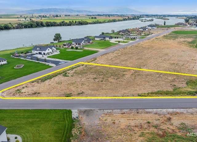 Property at 13 Skyline Dr, Rupert, ID 83350