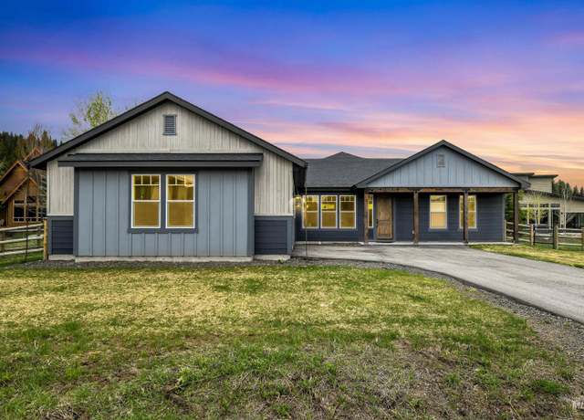 Property at 1112 Mo's Way, Mccall, ID 83638-9999, 3 beds, 2 baths