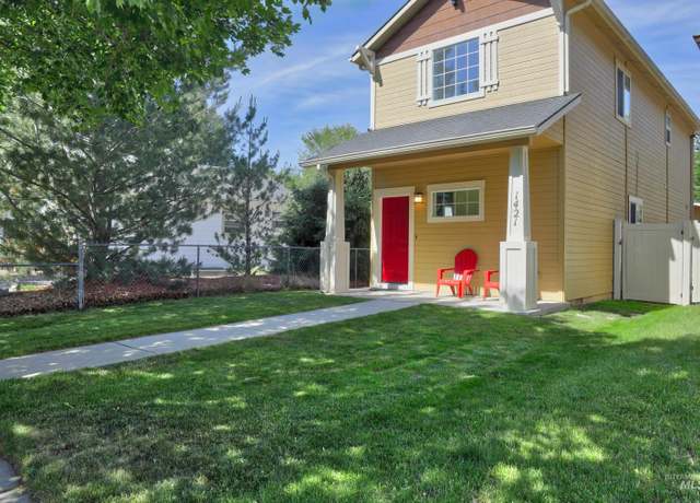 Property at 1421 S Denver Ave, Boise, ID 83706, 2 beds, 2.5 baths