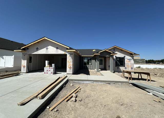 Property at 958 Gregory Way, Twin Falls, ID 83301, 4 beds, 2 baths