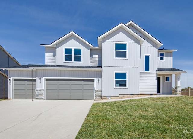 Property at 4303 Hewitt St, Caldwell, ID 83605, 3 beds, 2.5 baths