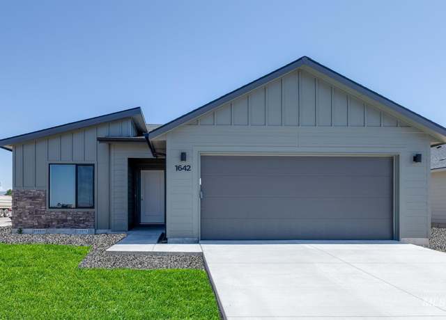 Property at 1642 SW Besra Dr, Mountain Home, ID 83647, 3 beds, 2 baths