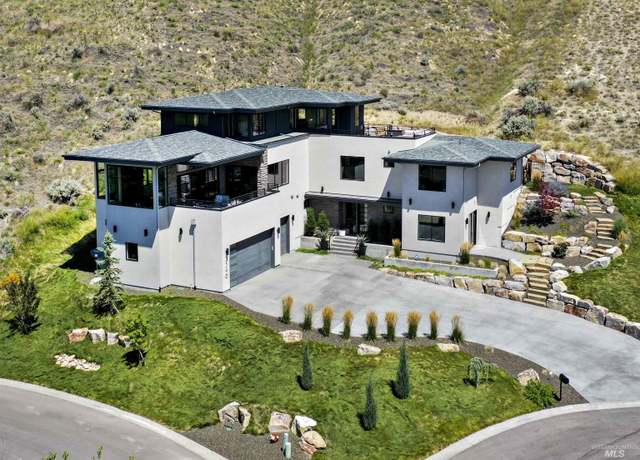 Property at 3346 N North Mountain Ln, Boise, ID 83702, 4 beds, 4 baths