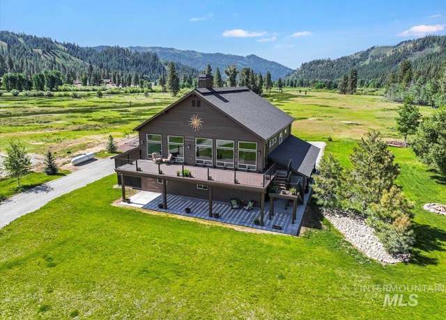 Property at 3779 N Rawah Dr, Featherville, ID 83647, 2 beds, 2 baths
