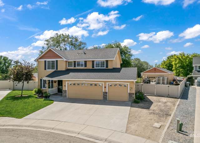 Property at 17081 N Midsummers Ln, Nampa, ID 83687, 4 beds, 2.5 baths