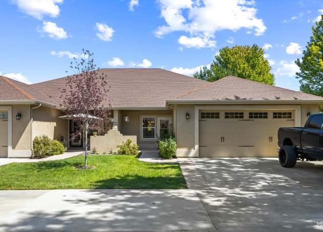 Property at 1653 E Horse Creek Ct, Meridian, ID 83642, 3 beds, 2 baths