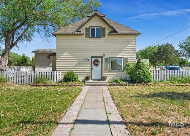 Property at 1390 E 6th St, Mountain Home, ID 83647, 4 beds, 2 baths